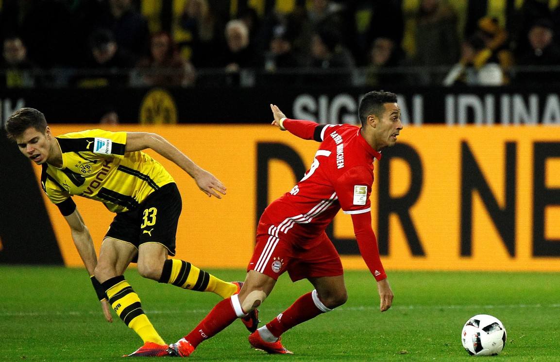 爱游戏APP-包含社区盾集结日再迎强敌，勒沃库森回应争议，主帅态度——气氛紧张，数据趋势出现新变化的词条